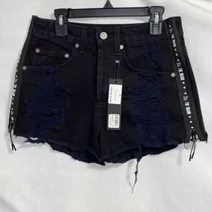 LF The Brand White Tracker Short Sz 25